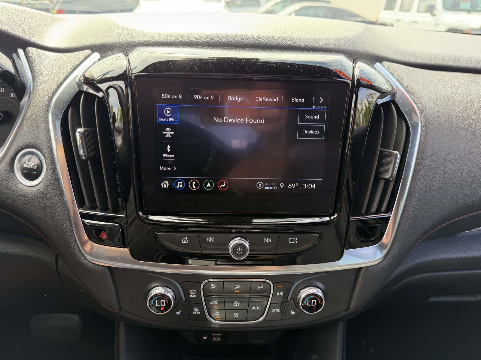 2023 Chevrolet Traverse AWD RS