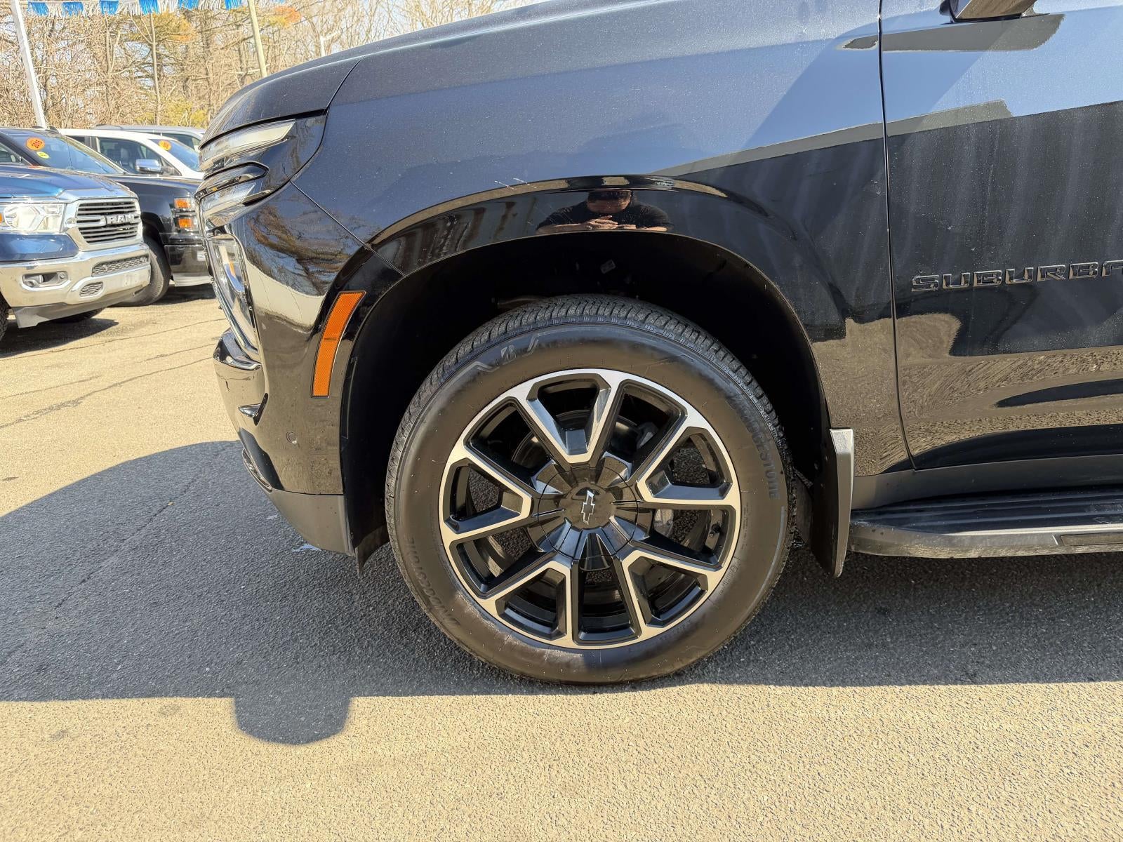 2025 Chevrolet Suburban RST