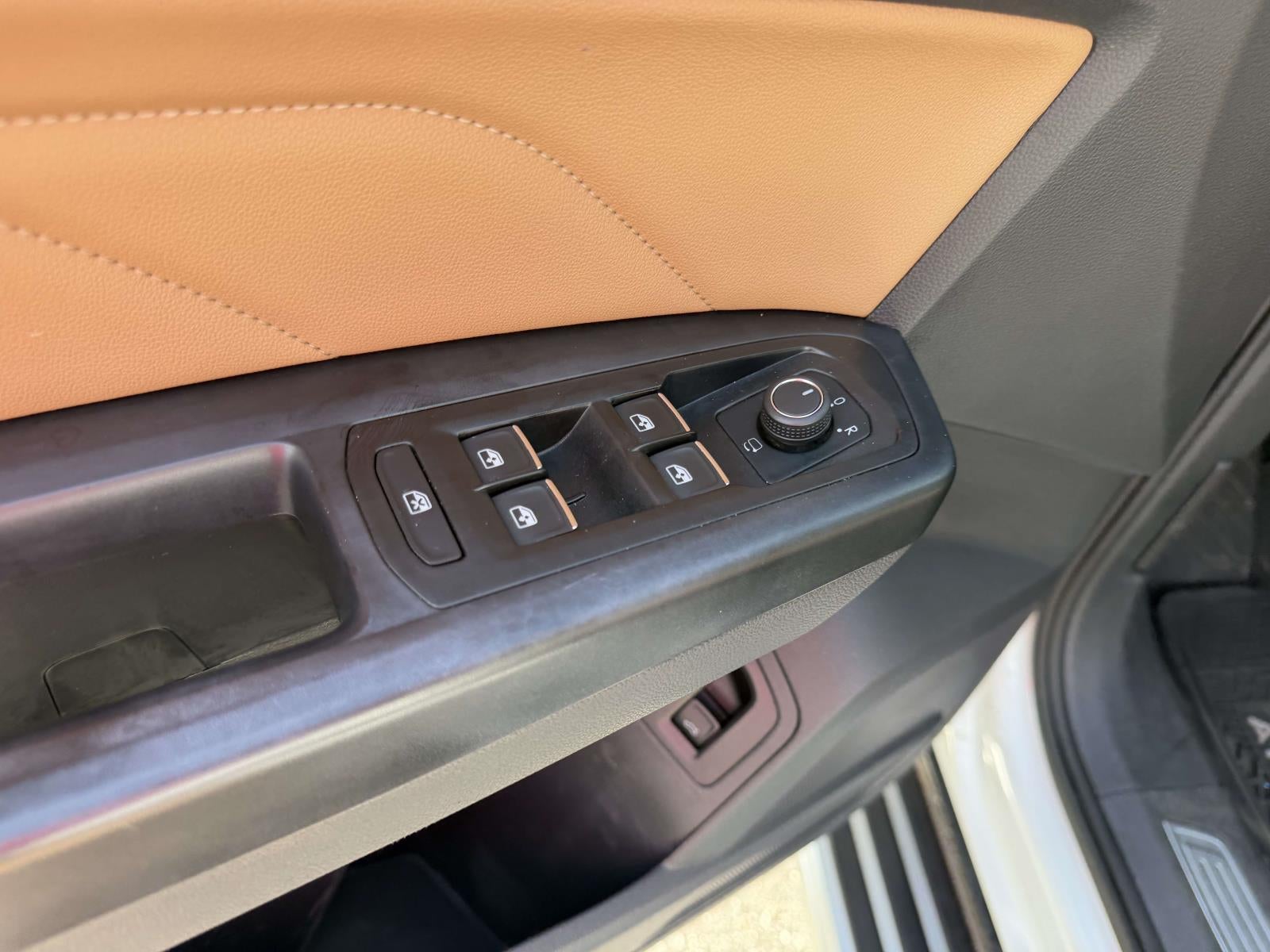 2021 Volkswagen Atlas Cross Sport 3.6L V6 SEL Premium