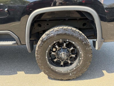2023 Chevrolet Silverado 2500HD 4WD Crew Cab Standard Bed Custom