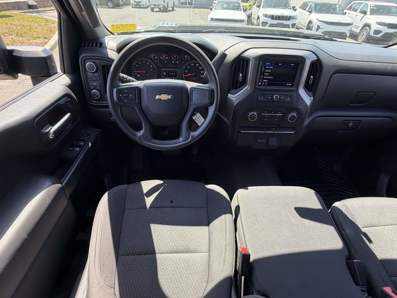 2023 Chevrolet Silverado 2500HD 4WD Crew Cab Standard Bed Custom