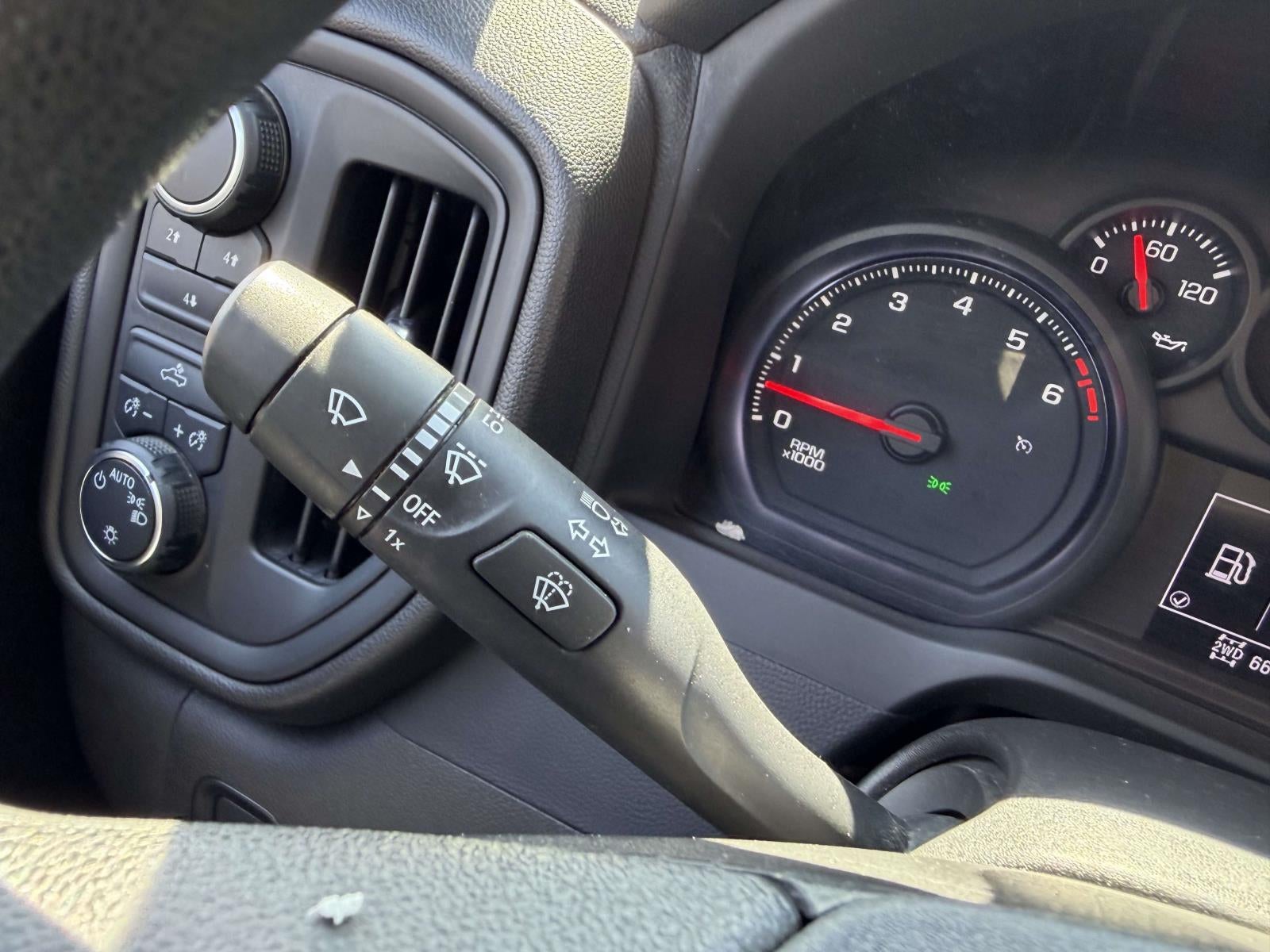 2023 Chevrolet Silverado 2500HD 4WD Crew Cab Standard Bed Custom