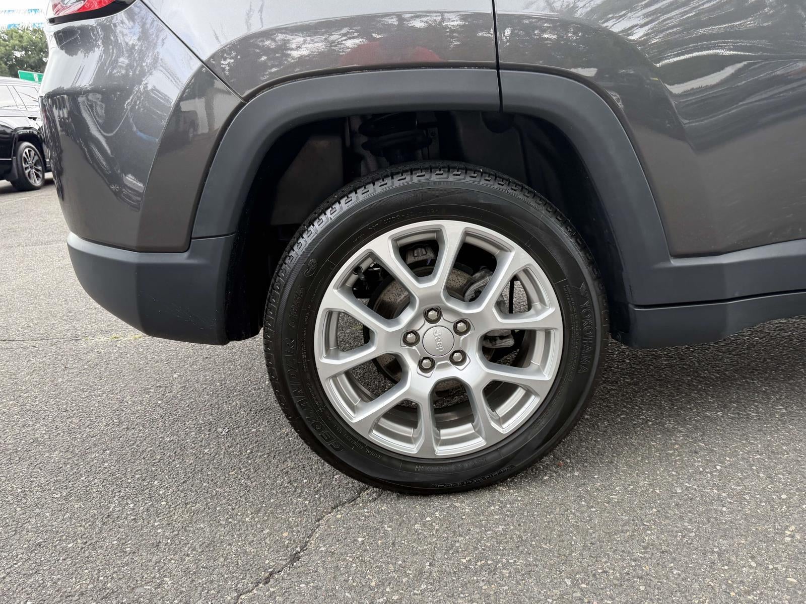 2023 Jeep Compass Latitude Lux FWD