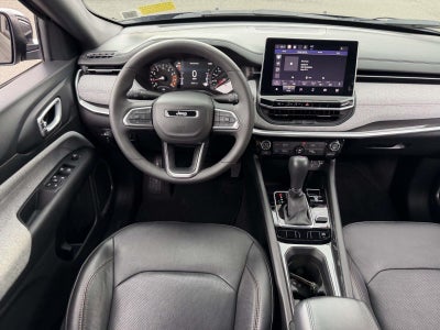 2023 Jeep Compass Latitude Lux FWD