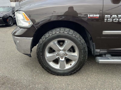 2017 RAM 1500 Big Horn Crew Cab 4x4 5'7' Box