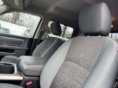 2017 RAM 1500 Big Horn Crew Cab 4x4 5'7' Box