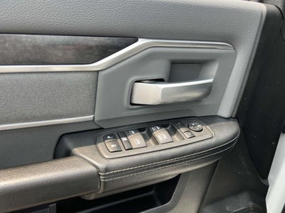 2022 RAM 2500 Big Horn Crew Cab 4x4 6'4' Box