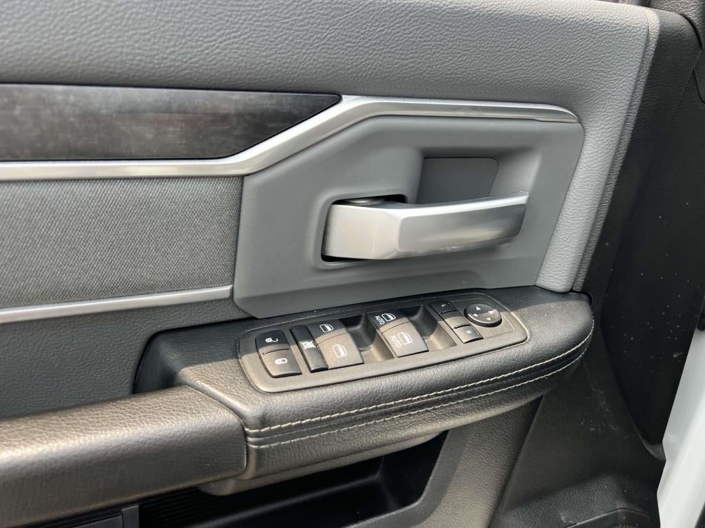 2022 RAM 2500 Big Horn Crew Cab 4x4 6'4' Box