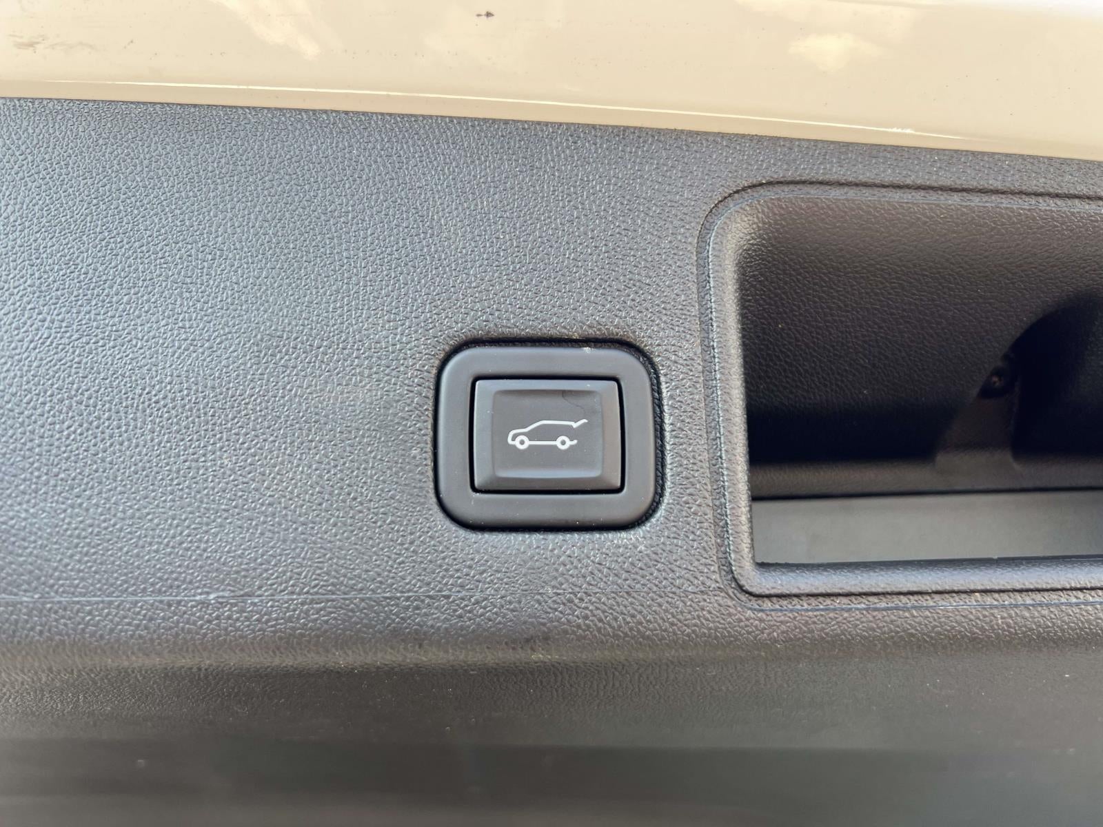 2023 GMC Terrain AWD SLT