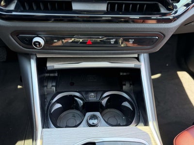 2025 BMW 330i 330i