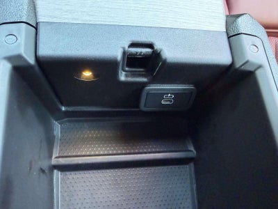 2025 BMW 330i 330i