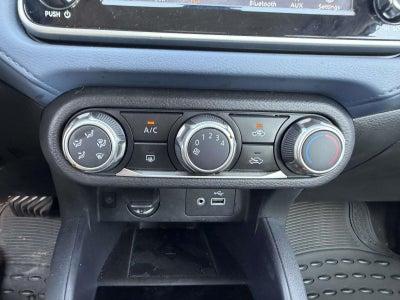 2024 Nissan Versa 1.6 SV