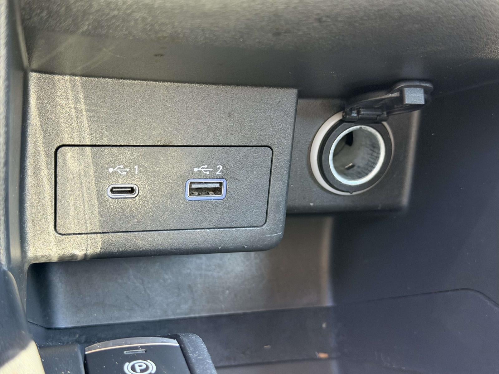 2022 Nissan Kicks SV Xtronic CVT