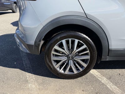 2022 Nissan Kicks SV Xtronic CVT