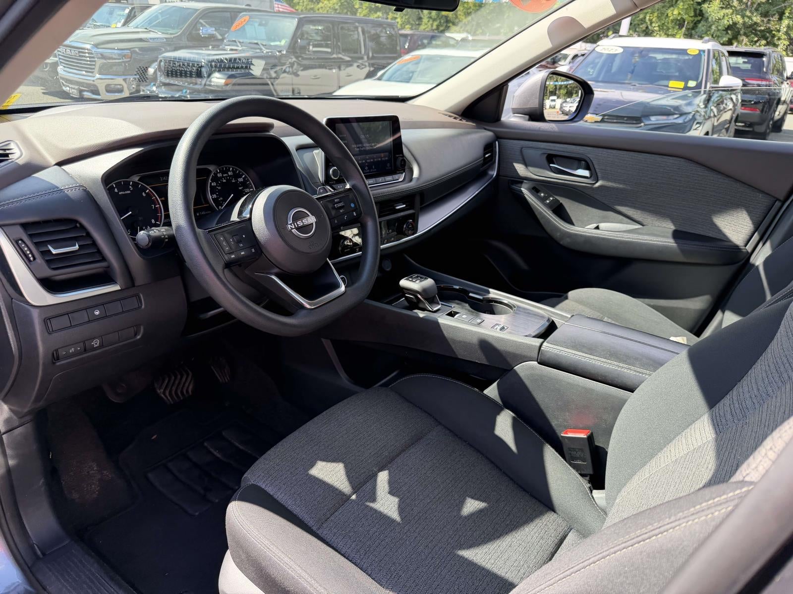 2023 Nissan Rogue SV FWD