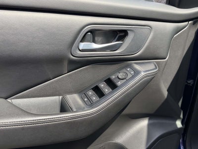 2024 Nissan Rogue SV FWD