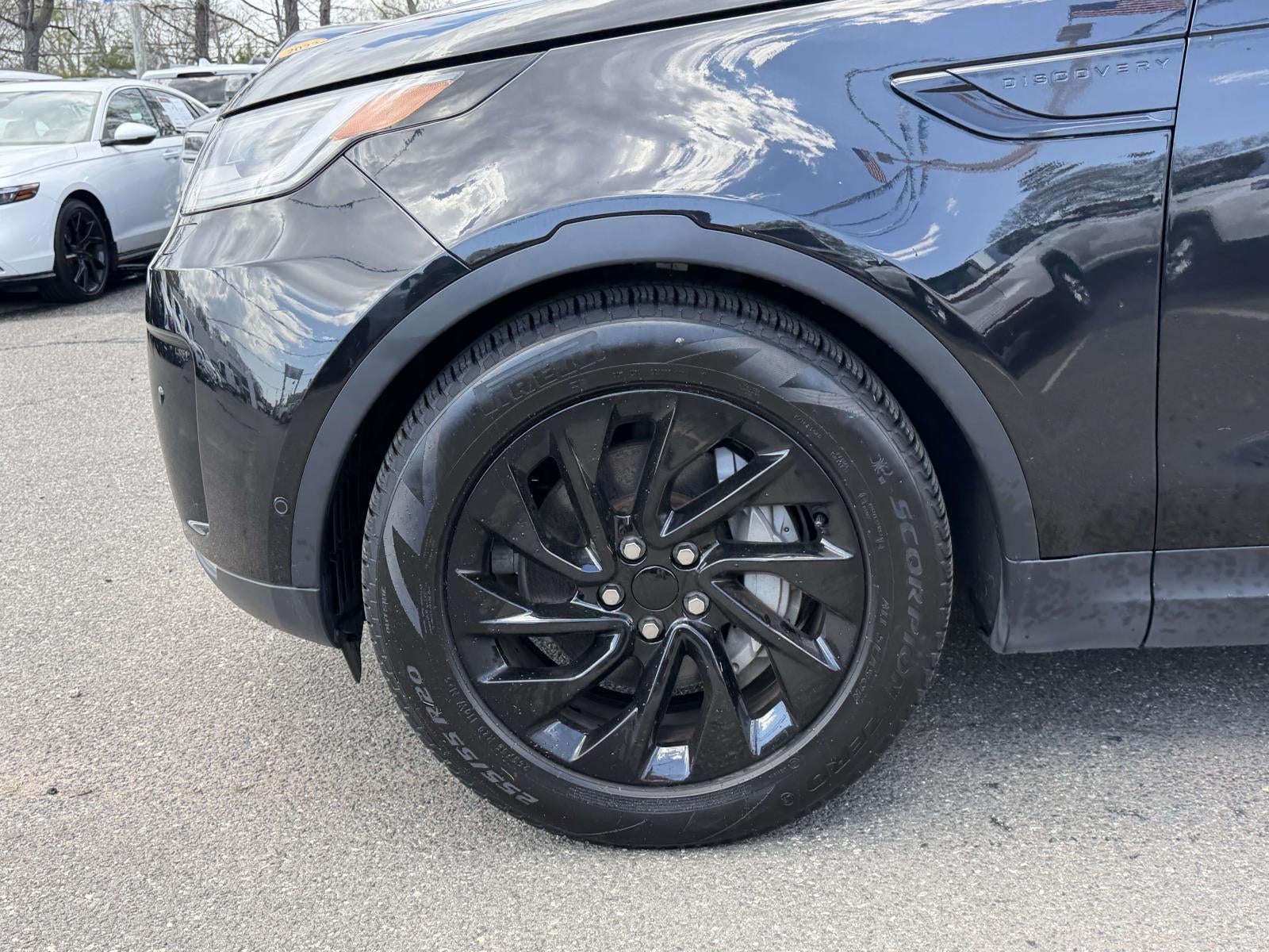 2025 Land Rover Discovery P300 S