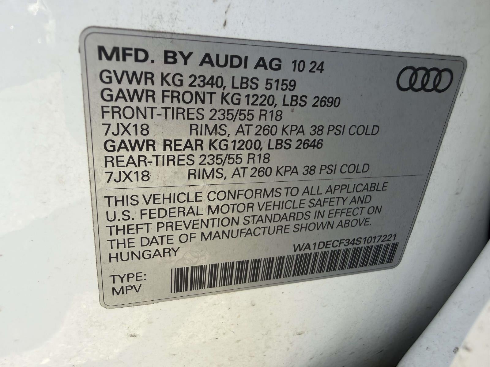 2025 Audi Q3 Premium 45 TFSI S line quattro Tiptronic