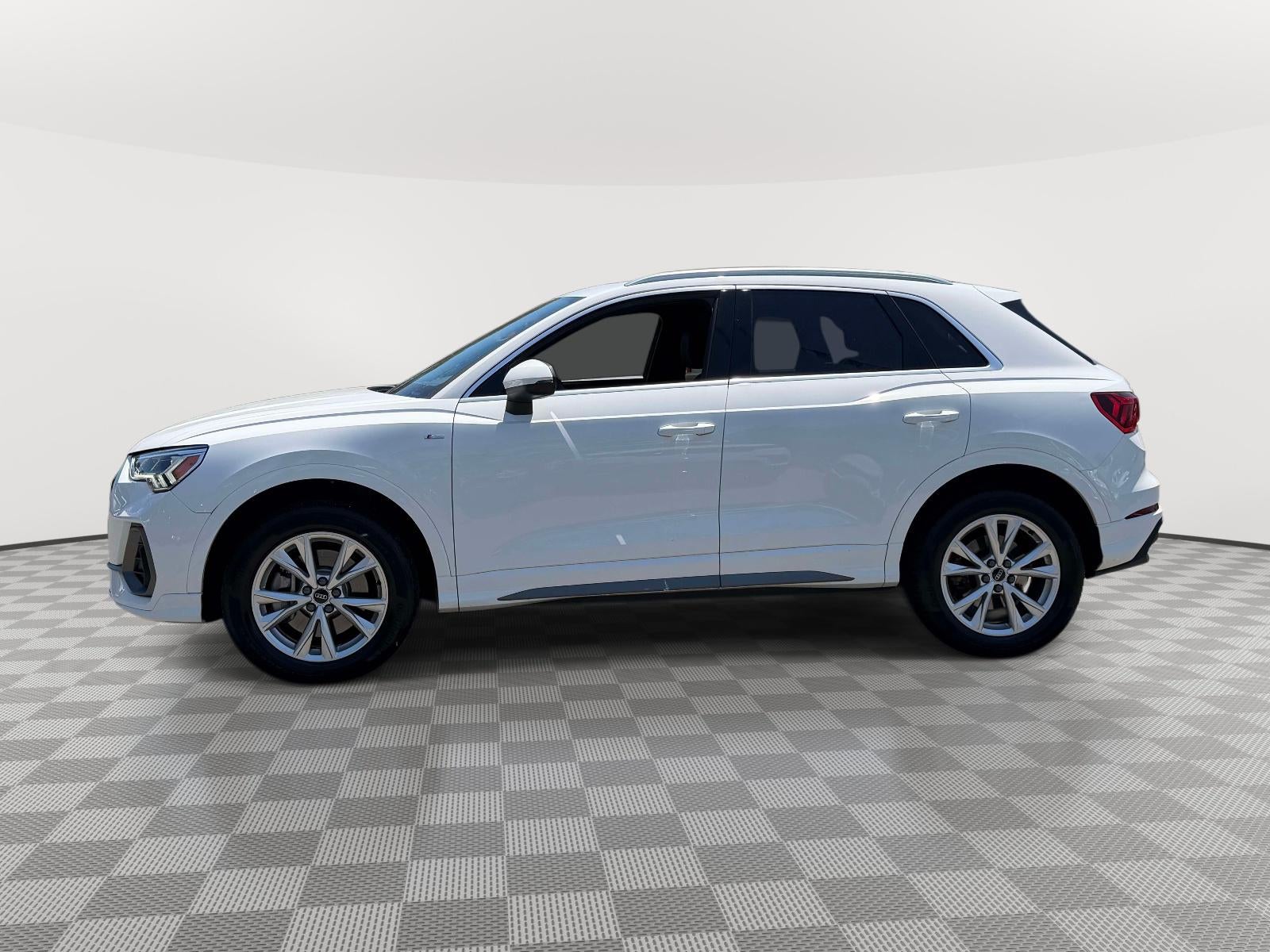 2025 Audi Q3 Premium 45 TFSI S line quattro Tiptronic