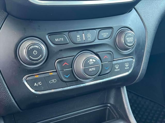 2022 Jeep Cherokee Trailhawk