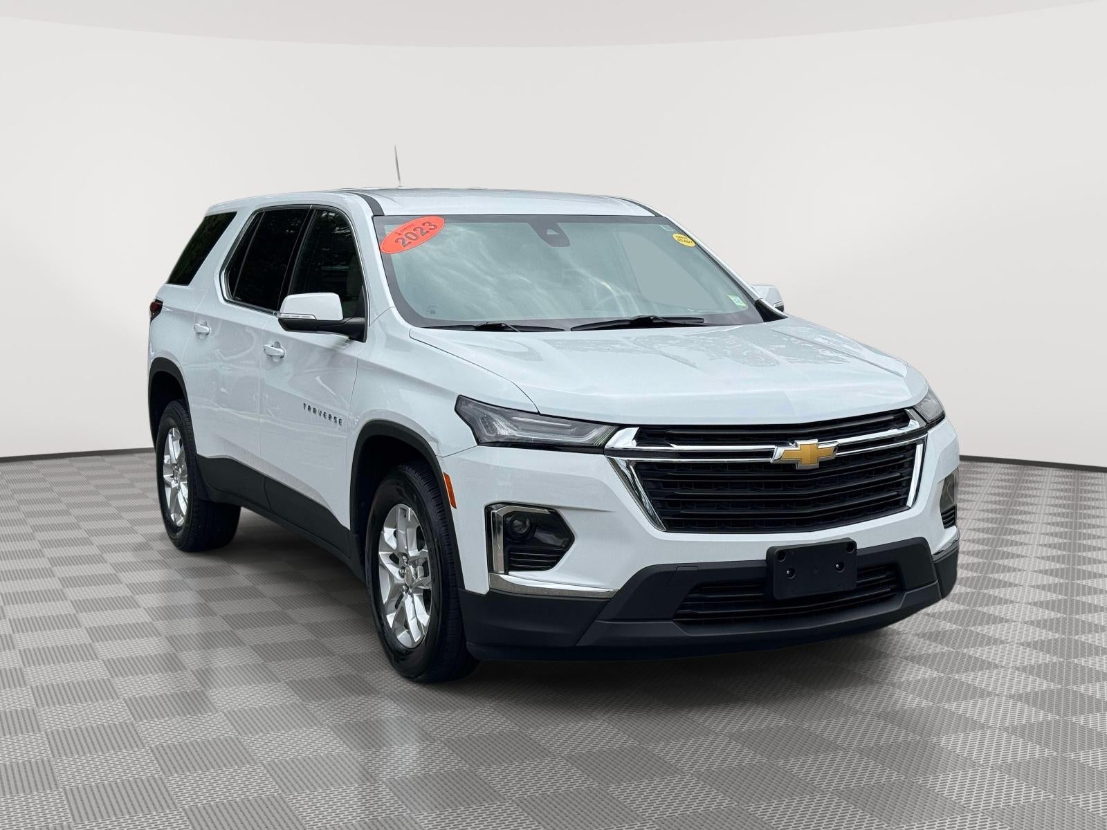 2023 Chevrolet Traverse LS