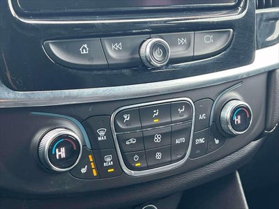 2022 Chevrolet Traverse LT Leather