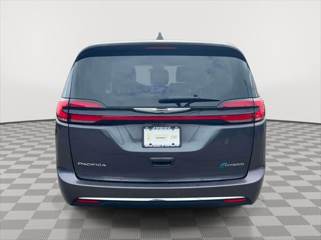 2022 Chrysler Pacifica Hybrid Touring L