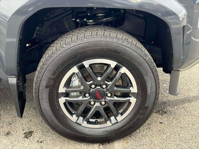 2025 Toyota Tacoma 4WD SR