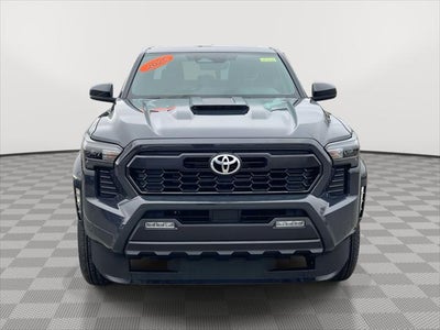 2025 Toyota Tacoma 4WD SR