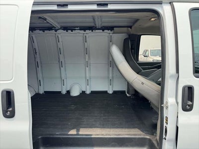 2025 Chevrolet Express Cargo WT