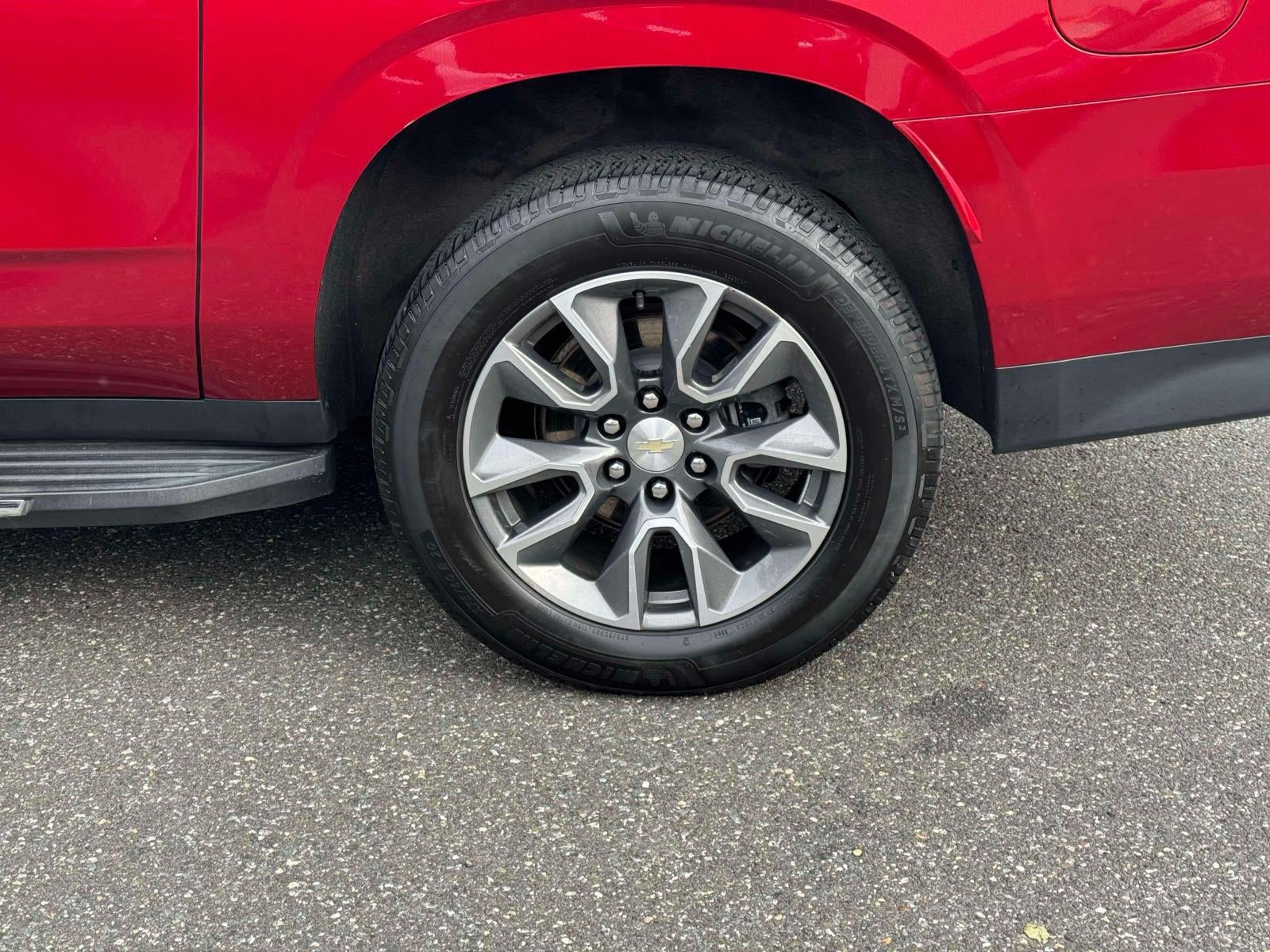 2021 Chevrolet Suburban LT