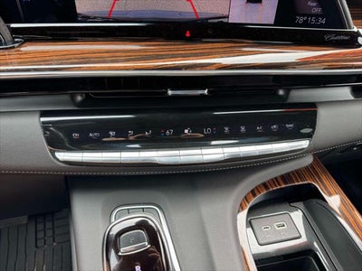 2022 Cadillac Escalade ESV Luxury