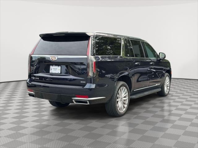 2022 Cadillac Escalade ESV Luxury