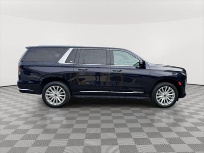 2022 Cadillac Escalade ESV Luxury