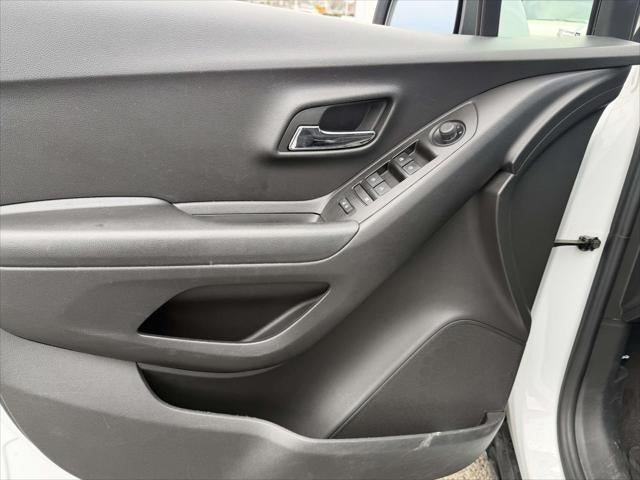 2022 Chevrolet Trax LS