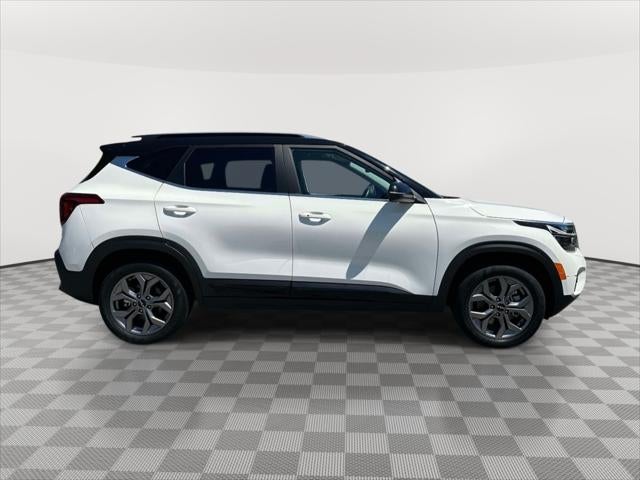 KNDEUCAA2R7580648