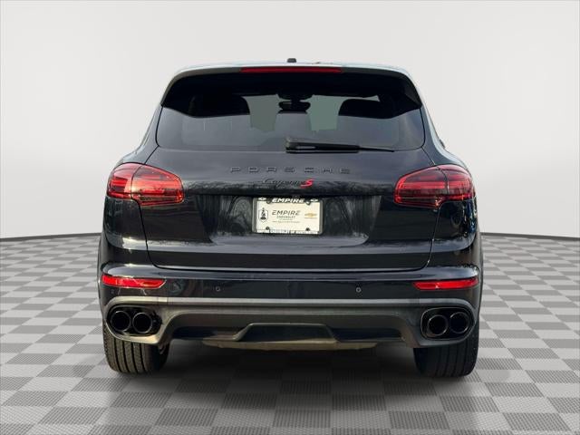 2016 Porsche Cayenne S
