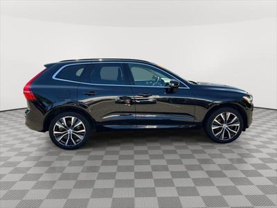 2022 Volvo XC60 Momentum