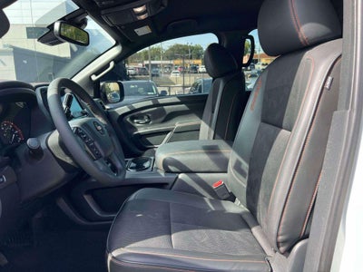 2021 Nissan TITAN Crew Cab PRO-4X 4x4