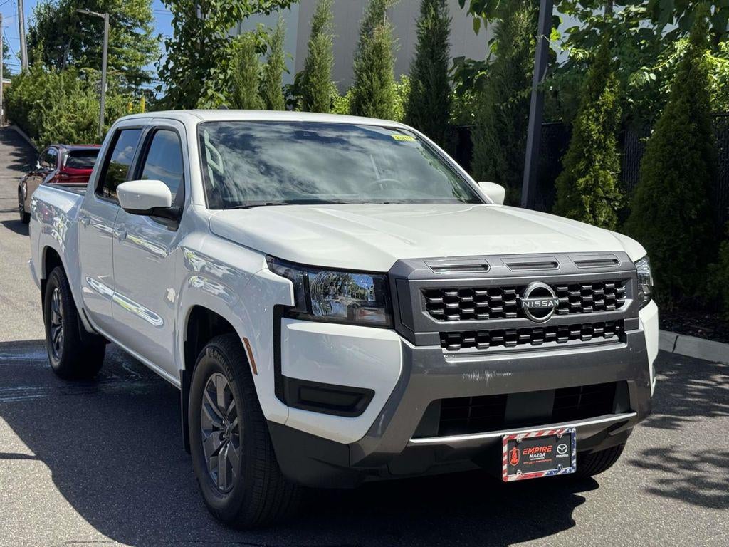 2025 Nissan Frontier Crew Cab SV 4x2