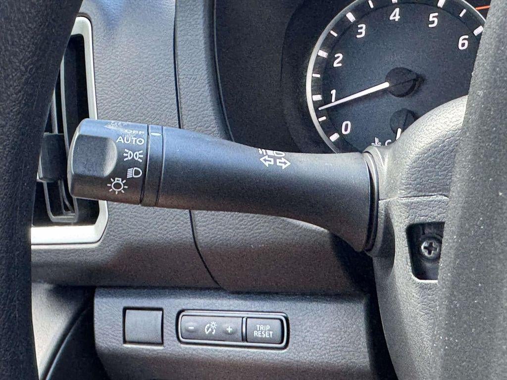 2025 Nissan Frontier Crew Cab SV 4x2