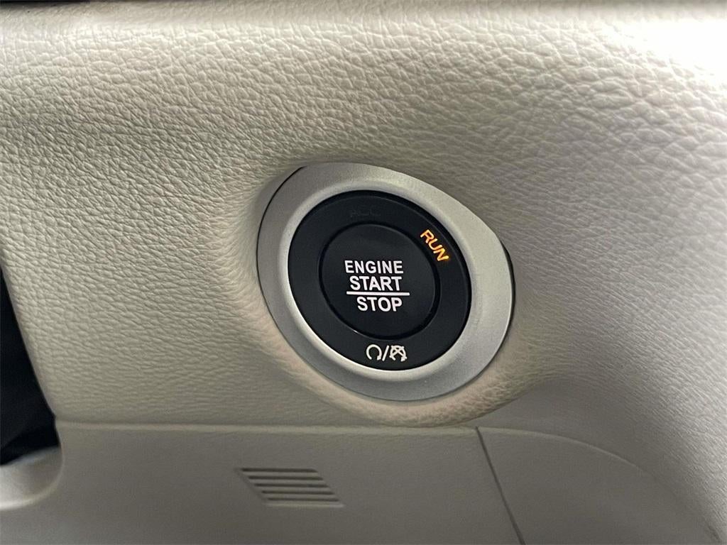 2022 Chrysler Pacifica Hybrid Touring L