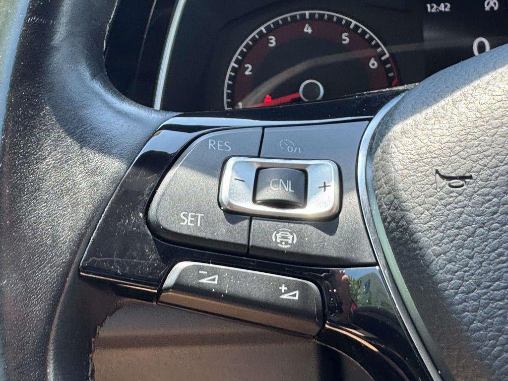 2020 Volkswagen Jetta R-Line