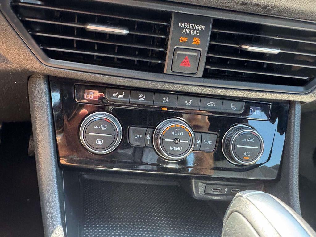 2020 Volkswagen Jetta R-Line