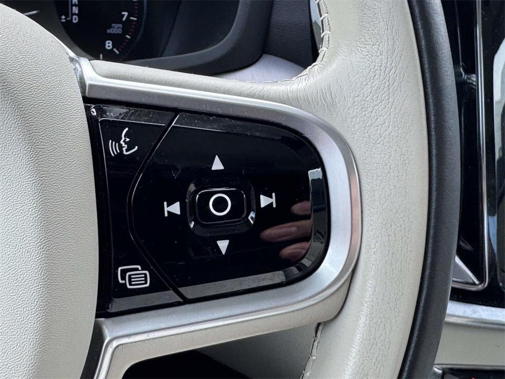 2020 Volvo S60 T5 Momentum