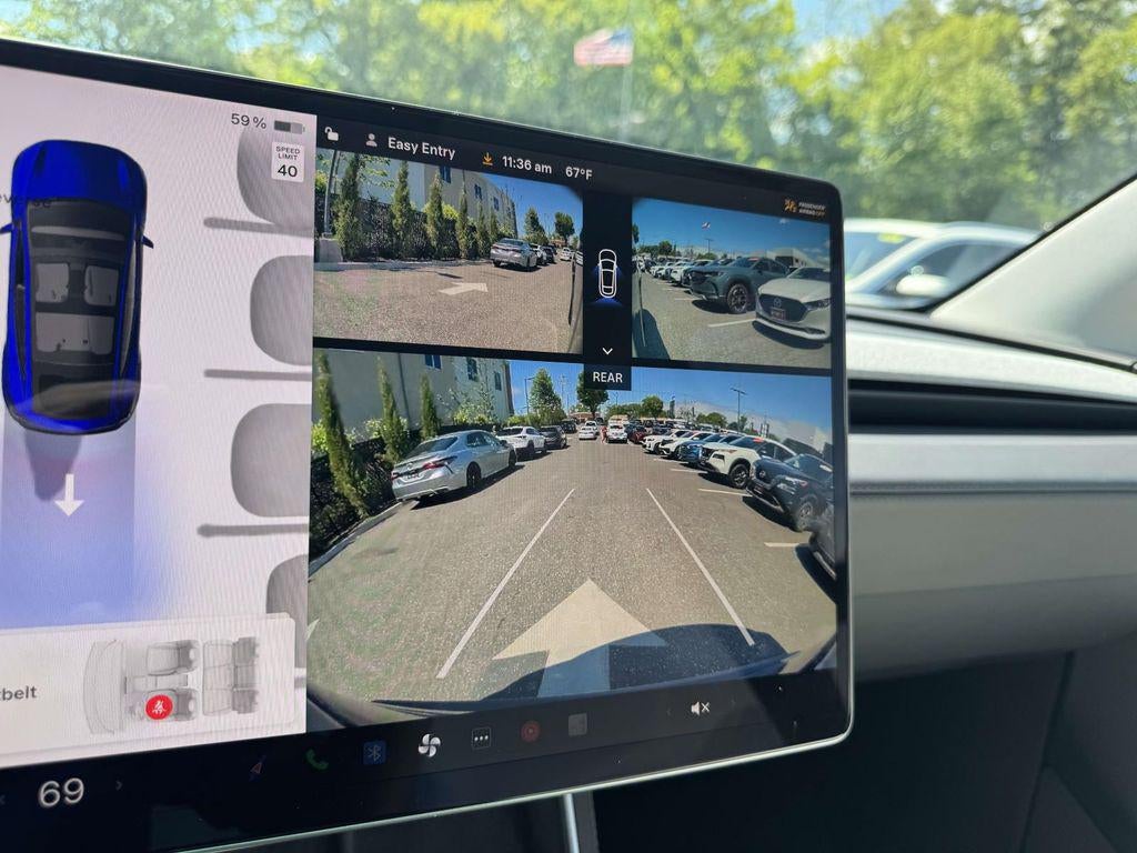 2026 Tesla Model Y Premium Rear-Wheel Drive