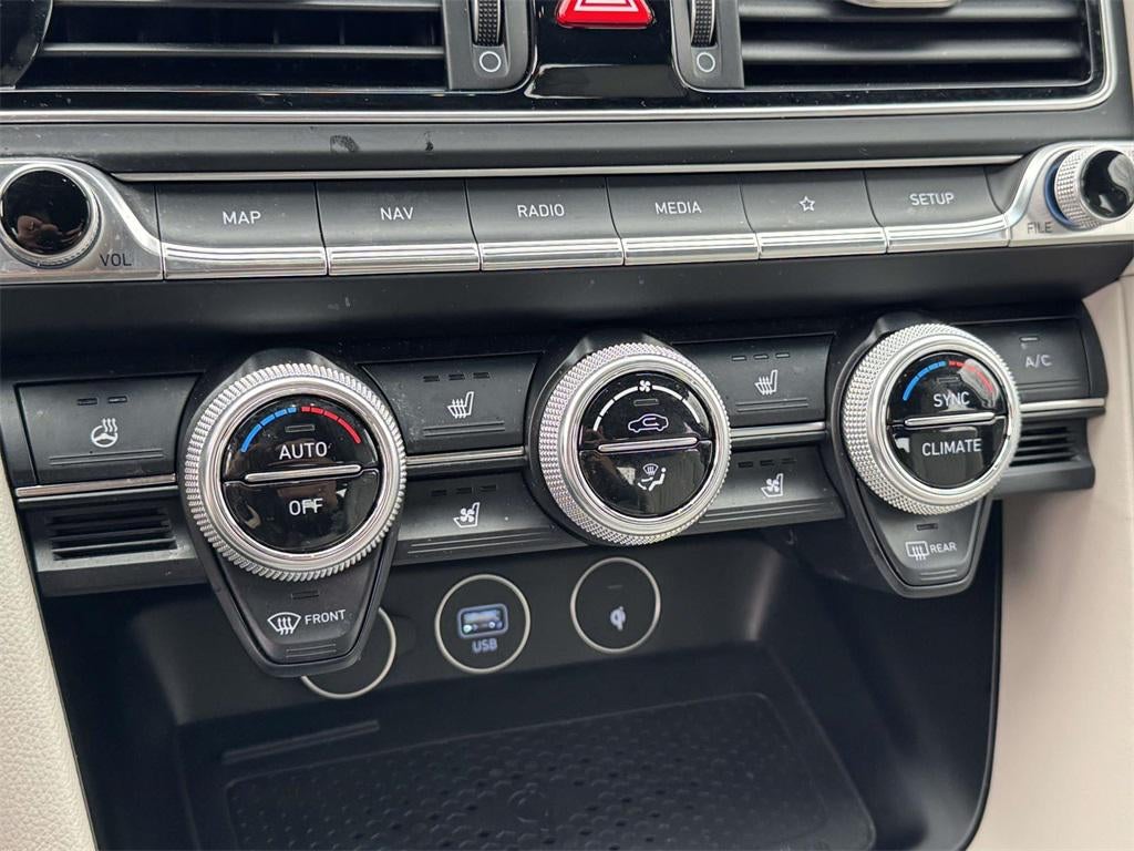 2023 Genesis G70 2.0T AWD