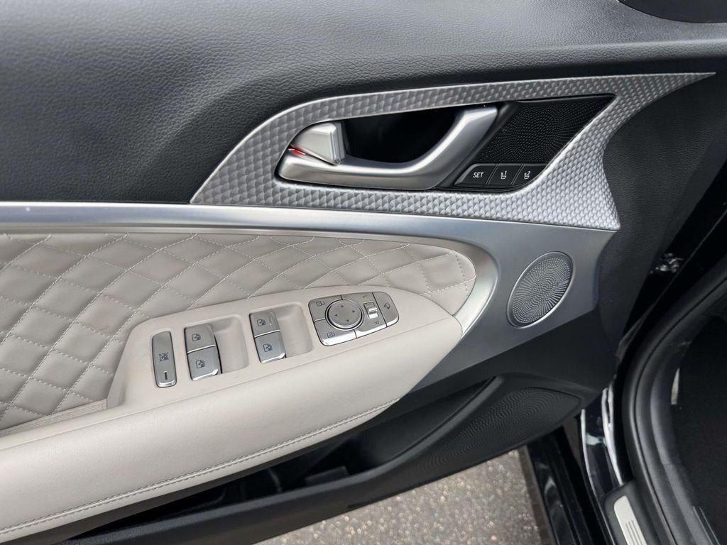 2023 Genesis G70 3.3T AWD